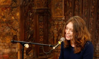 Sarah McQuaid singing